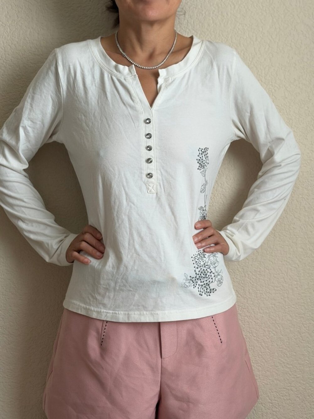 D&G Dolce & Gabbana White Long Sleeve Henley Top Rhinestone Lace Back
